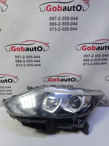 Фара перед ліва 2015 Nissan Qashqai J11