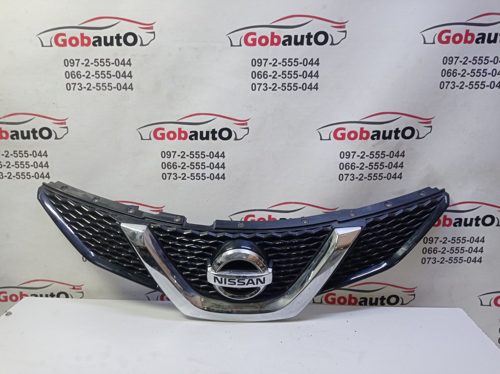 Решітка радіатора 2015 Nissan Qashqai J11