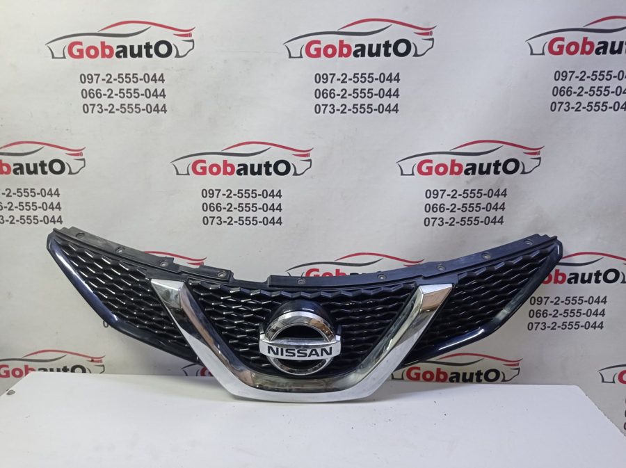 Решітка радіатора 2015 Nissan Qashqai J11