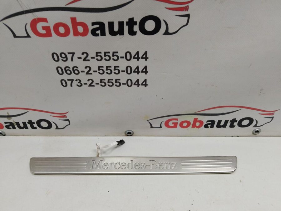 Накладка на поріг права MERCEDES A180 MERCEDES-BENZ A180 W176