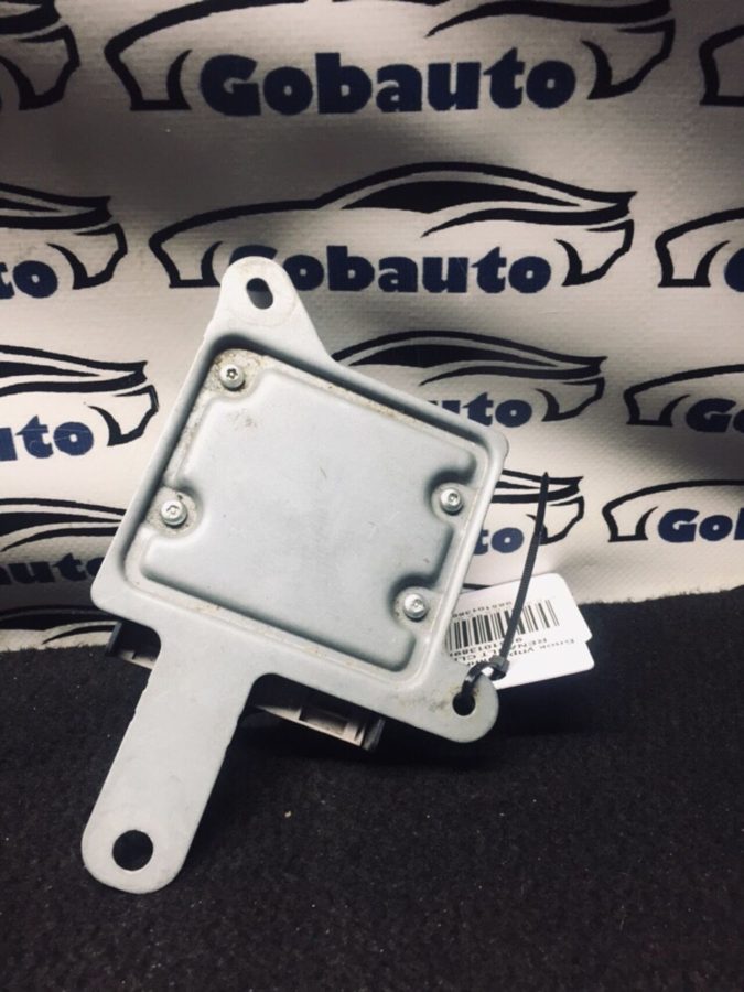 Блок управління AirBag 985101389r RENAULT CLIO III